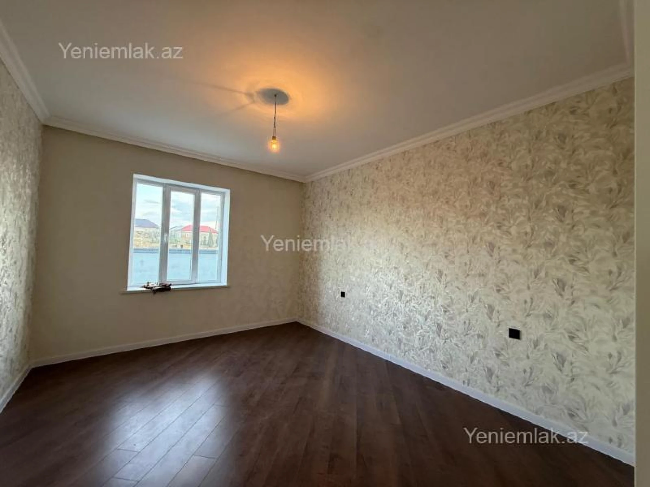 Satılır 4 otaqlı həyət evi 120 m²