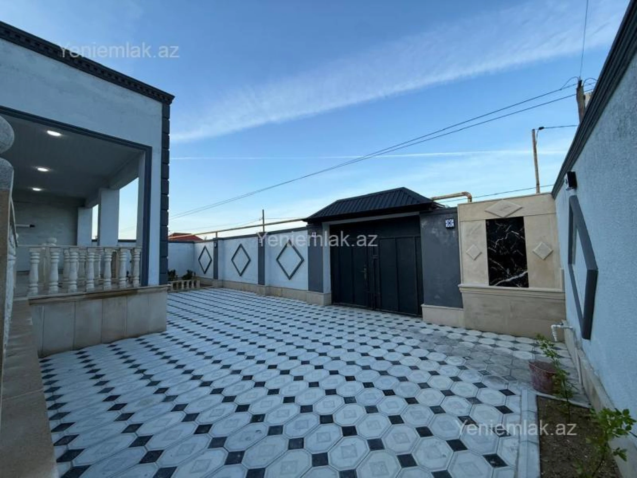 Satılır 4 otaqlı həyət evi 120 m²