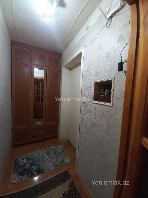Satılır 3 otaqlı köhnə tikili 45 m²