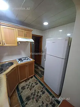 Satılır 3 otaqlı köhnə tikili 45 m²