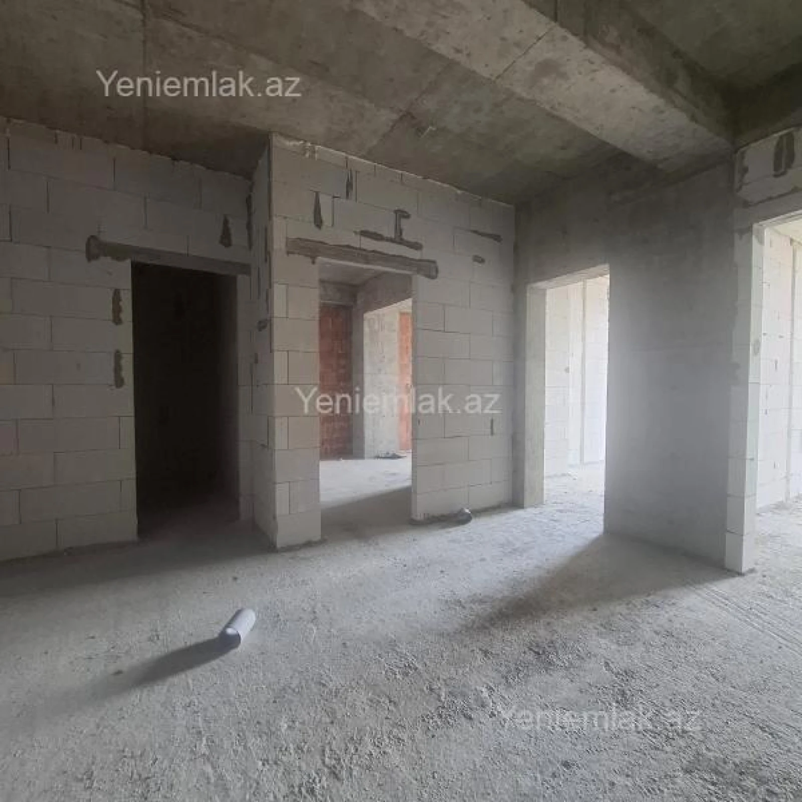Satılır 3 otaqlı yeni tikili 90 m²