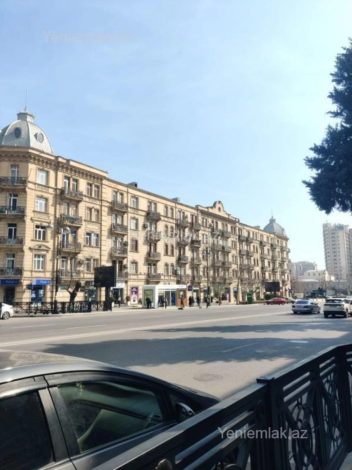 Satılır 2 otaqlı köhnə tikili 70 m²