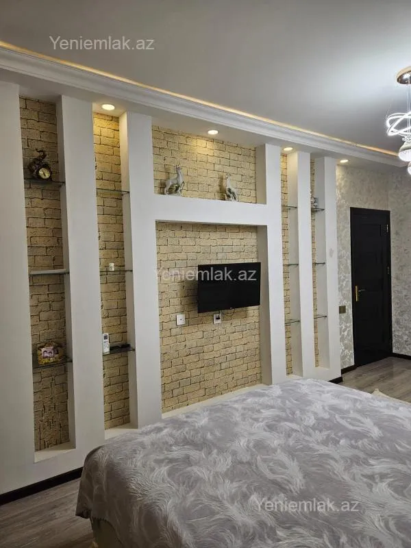 Satılır 3 otaqlı köhnə tikili 85 m²