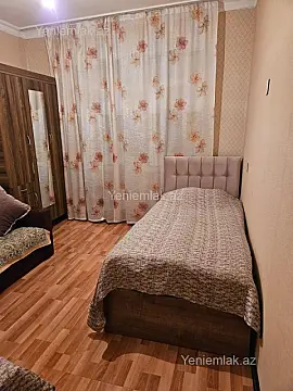 Satılır 3 otaqlı köhnə tikili 85 m²