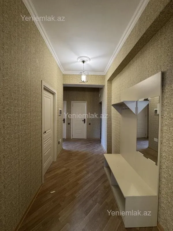 Satılır 2 otaqlı yeni tikili 80 m²