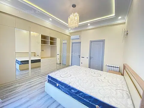 Satılır 4 otaqlı yeni tikili 121 m²