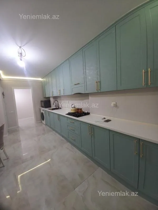 Satılır 5 otaqlı köhnə tikili 120 m²