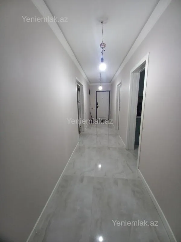 Satılır 5 otaqlı köhnə tikili 120 m²