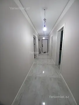 Satılır 5 otaqlı köhnə tikili 120 m²