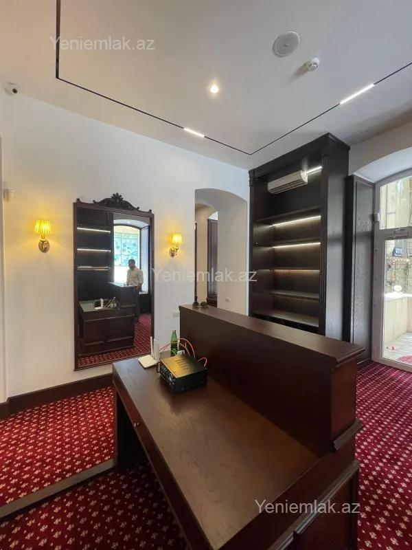 Satılır 4 otaqlı obyekt 100 m²