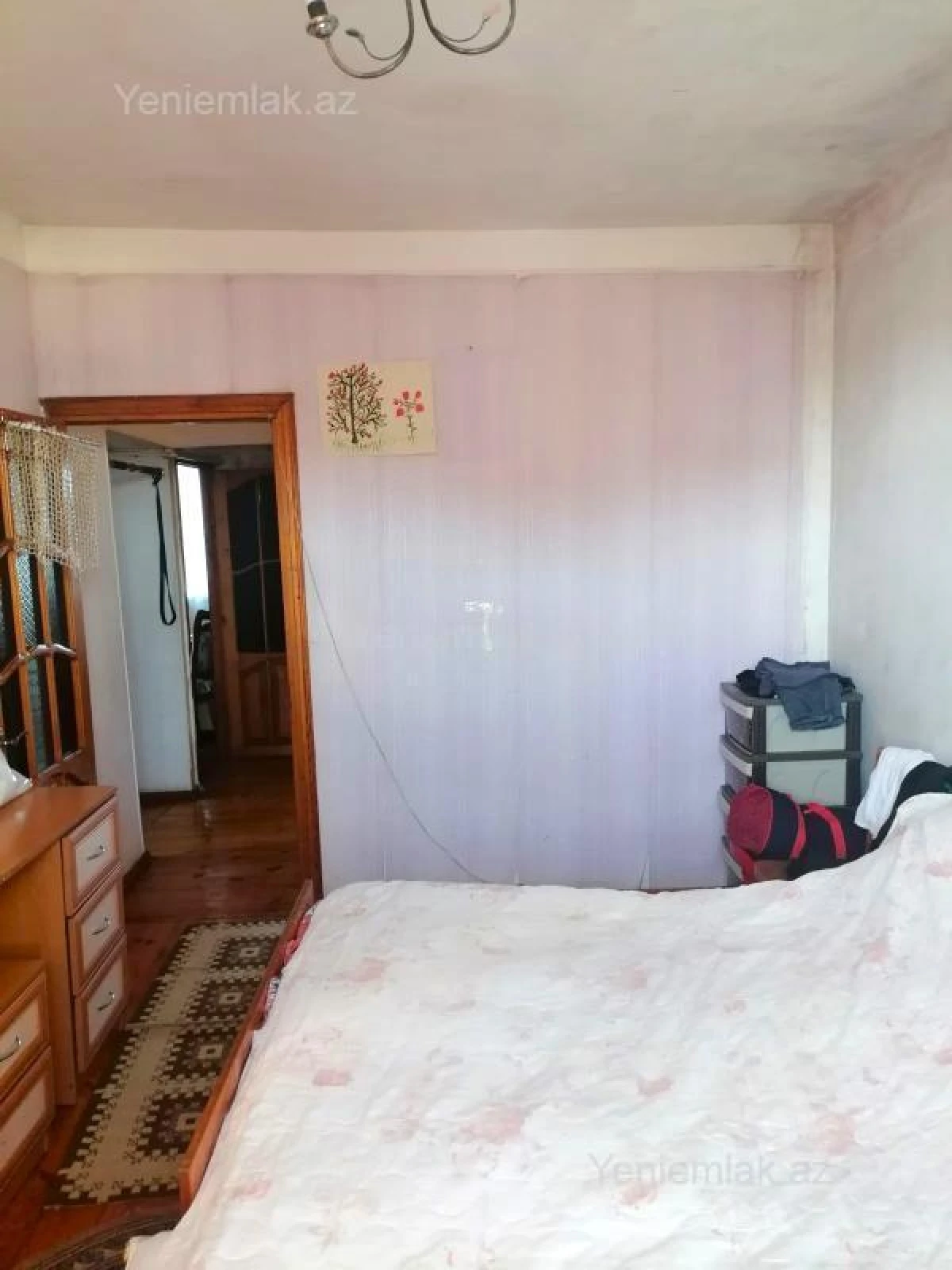 Satılır 3 otaqlı köhnə tikili 90 m²