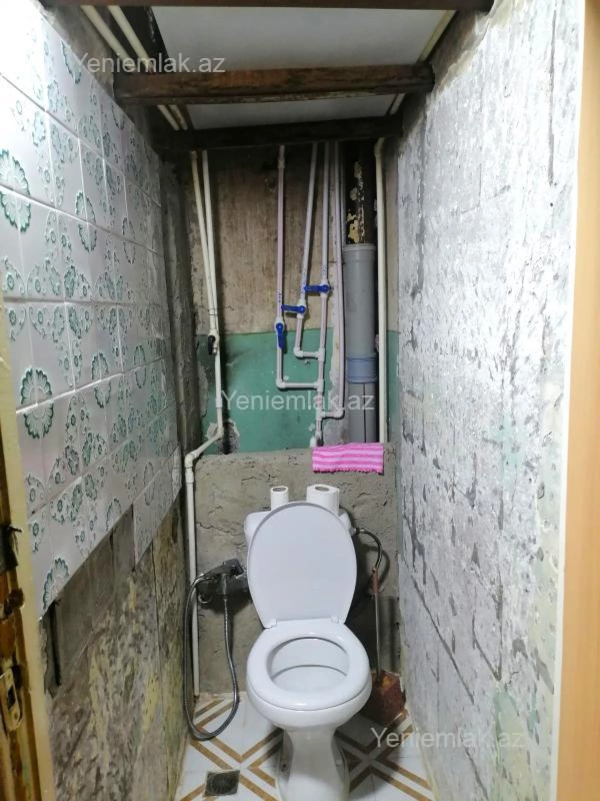 Satılır 3 otaqlı köhnə tikili 90 m²