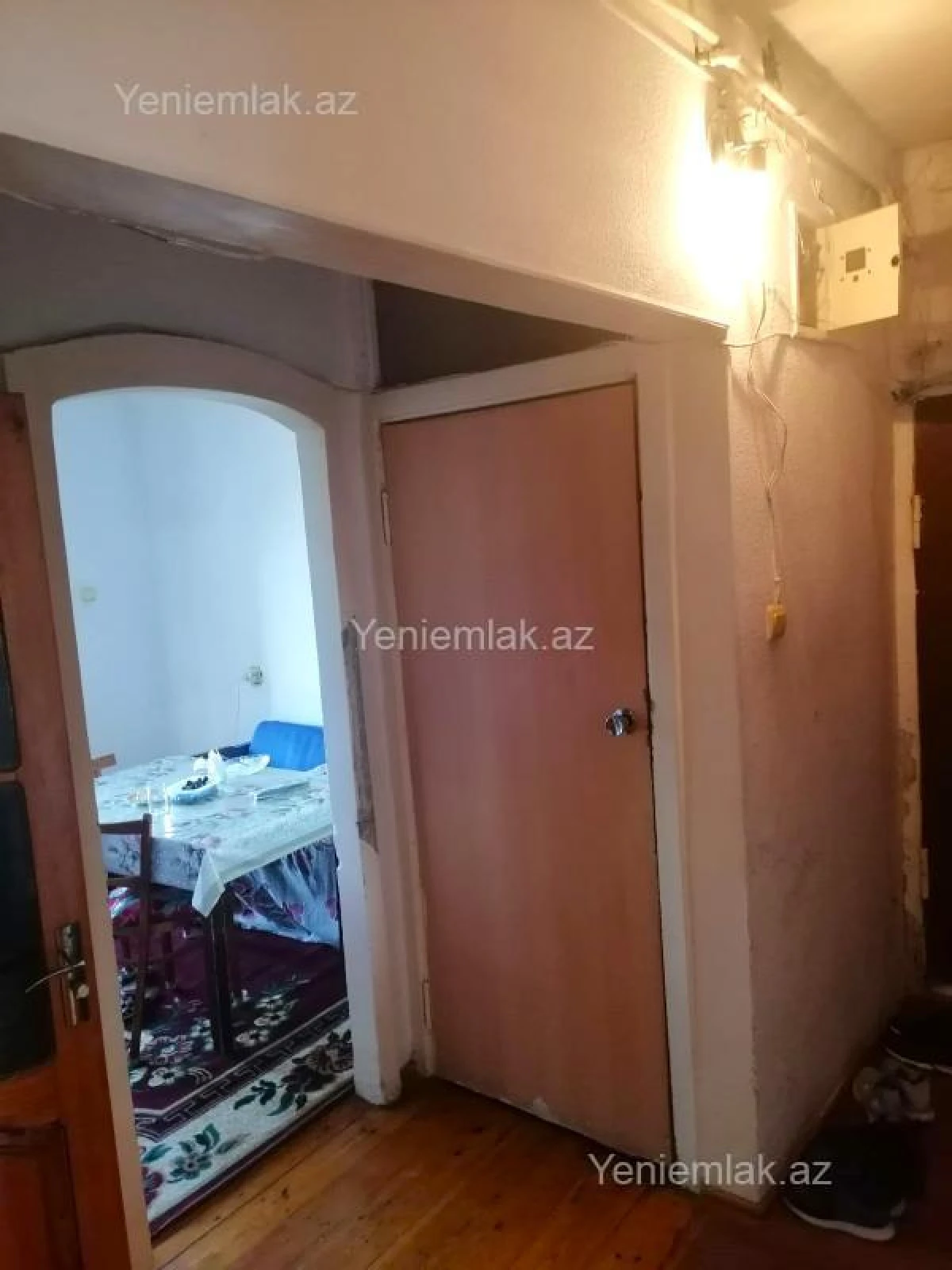 Satılır 3 otaqlı köhnə tikili 90 m²