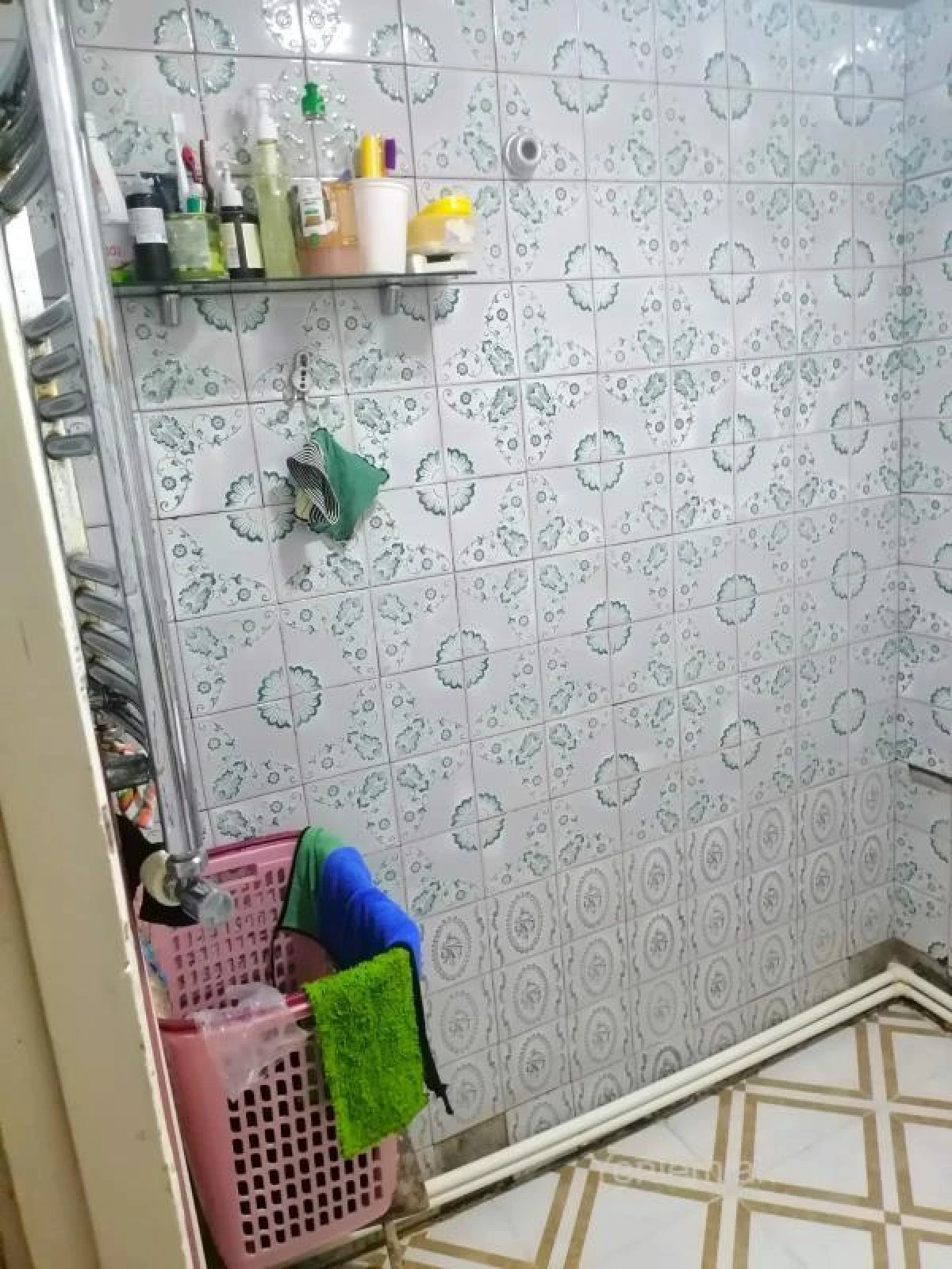 Satılır 3 otaqlı köhnə tikili 90 m²