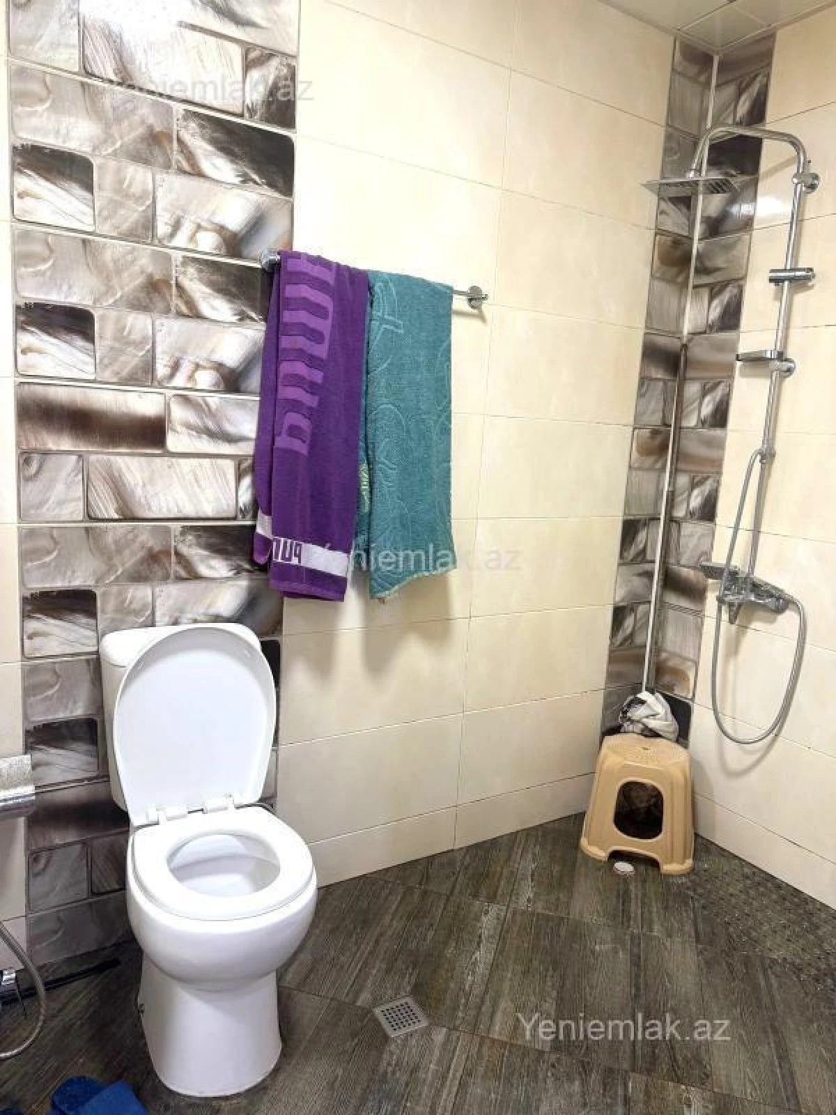 Satılır 2 otaqlı yeni tikili 75 m²