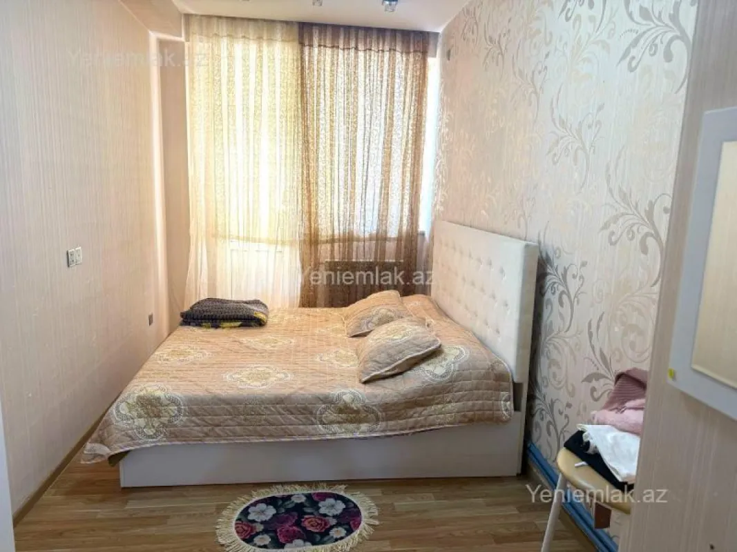 Satılır 2 otaqlı yeni tikili 75 m²