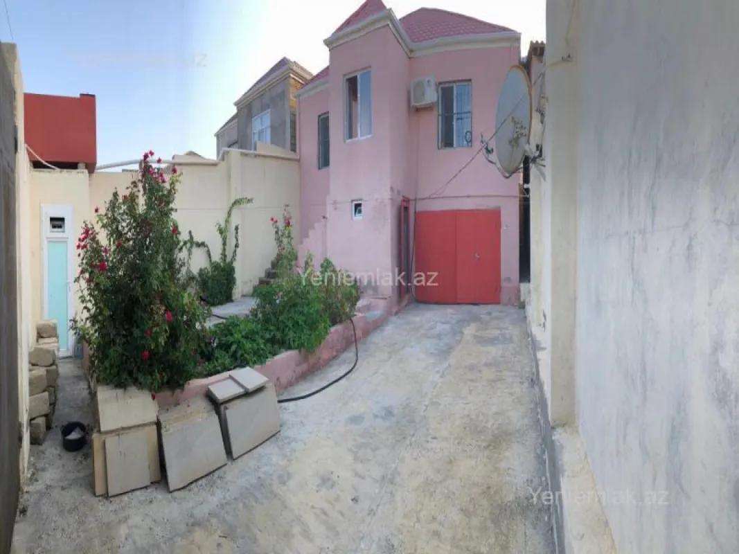 Satılır 3 otaqlı həyət evi 100 m²