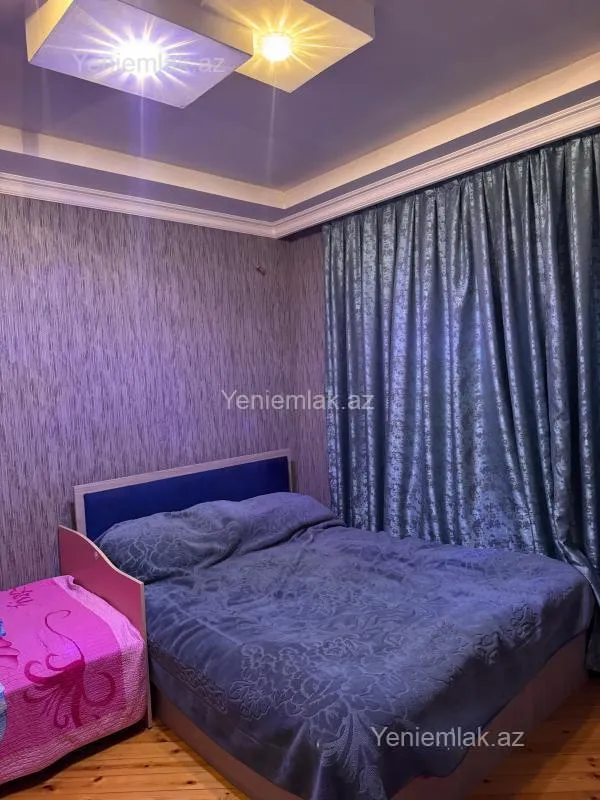 Satılır 2 otaqlı köhnə tikili 55 m²