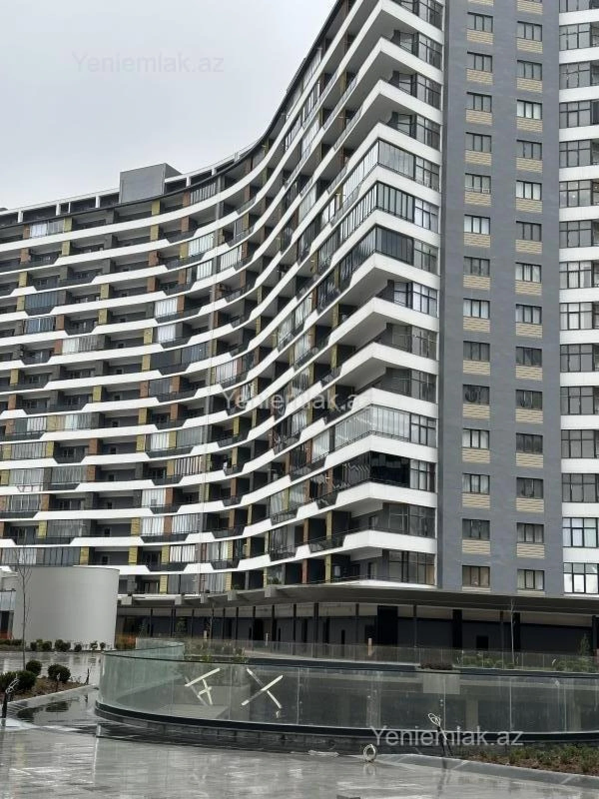 Satılır 3 otaqlı yeni tikili 115 m²