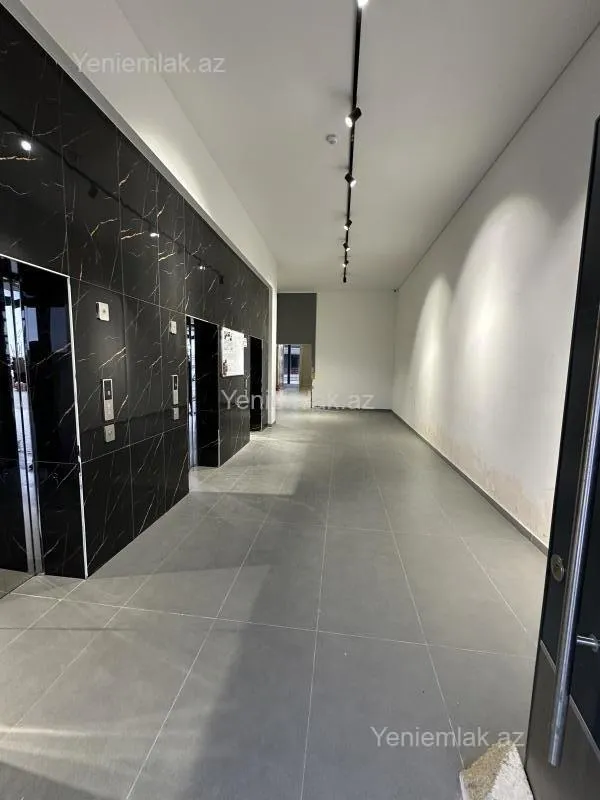 Satılır 3 otaqlı yeni tikili 115 m²