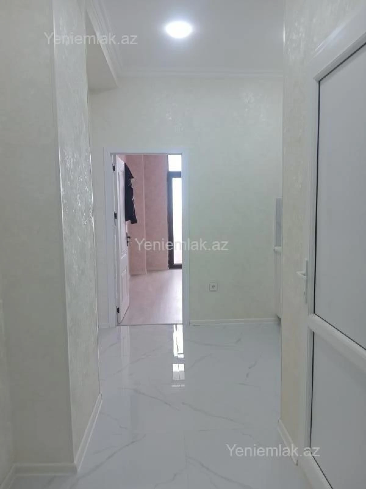 Satılır 3 otaqlı yeni tikili 57 m²