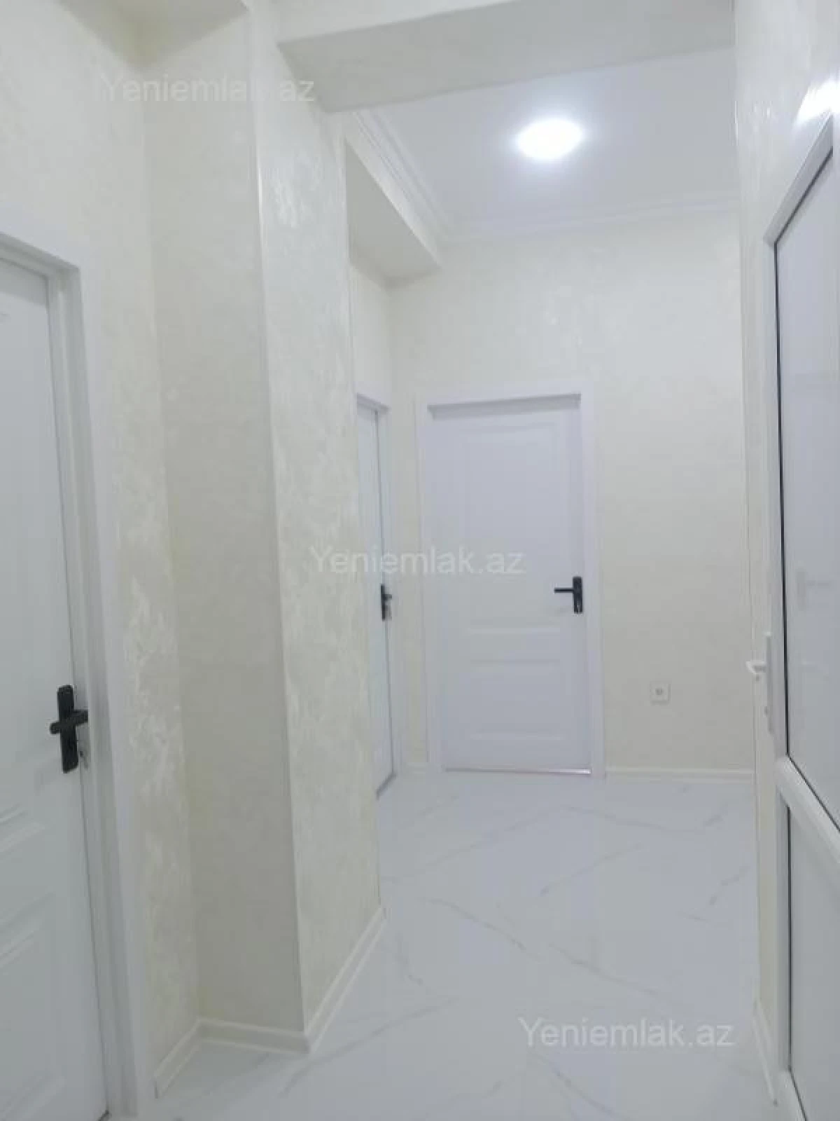 Satılır 3 otaqlı yeni tikili 57 m²