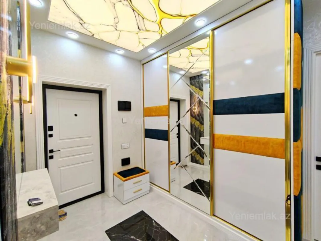 Satılır 3 otaqlı yeni tikili 95 m²