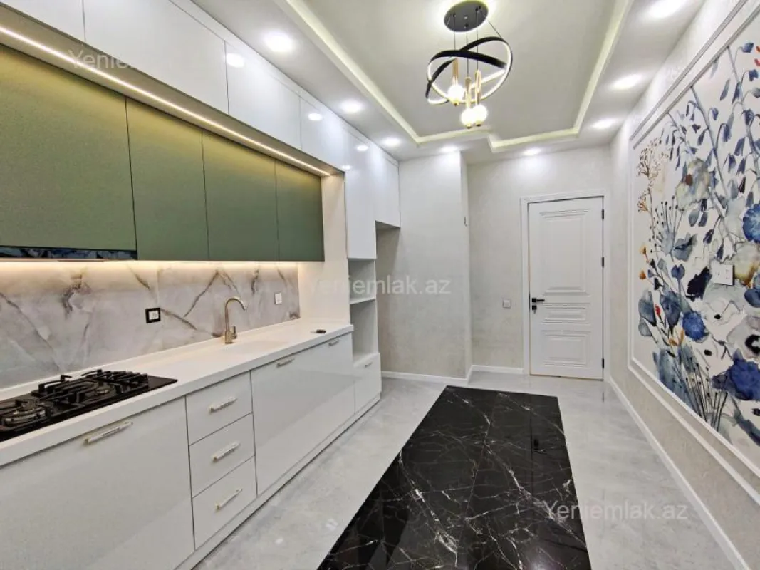 Satılır 3 otaqlı yeni tikili 95 m²