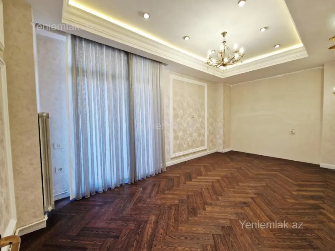 Satılır 3 otaqlı yeni tikili 107 m²