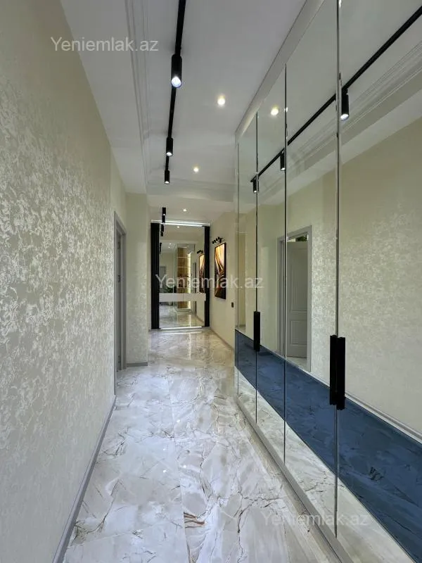 Satılır 2 otaqlı yeni tikili 85 m²