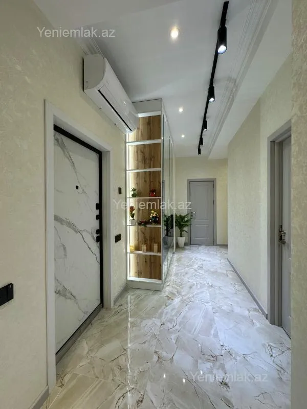 Satılır 2 otaqlı yeni tikili 85 m²