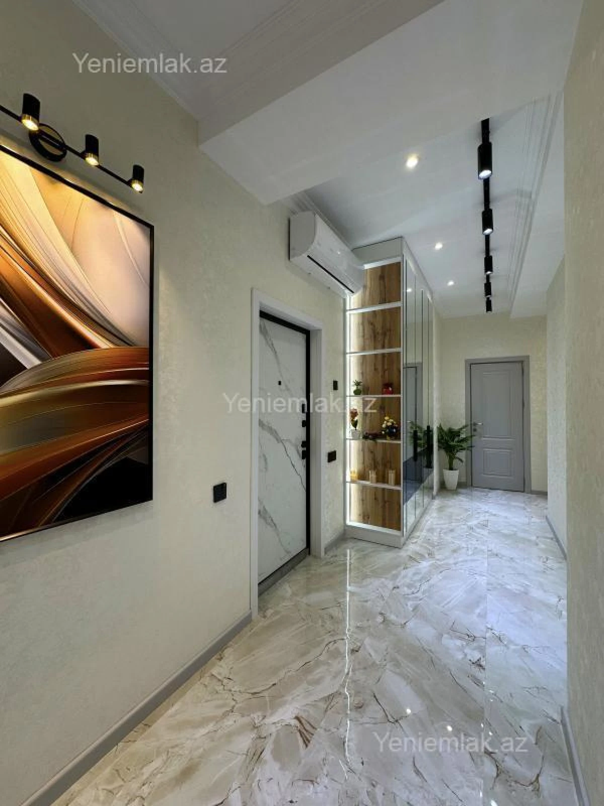 Satılır 2 otaqlı yeni tikili 85 m²