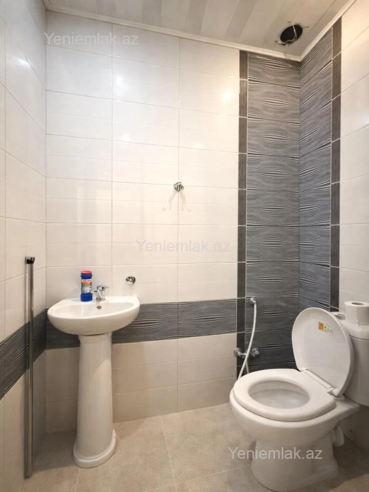 Satılır 2 otaqlı yeni tikili 95 m²