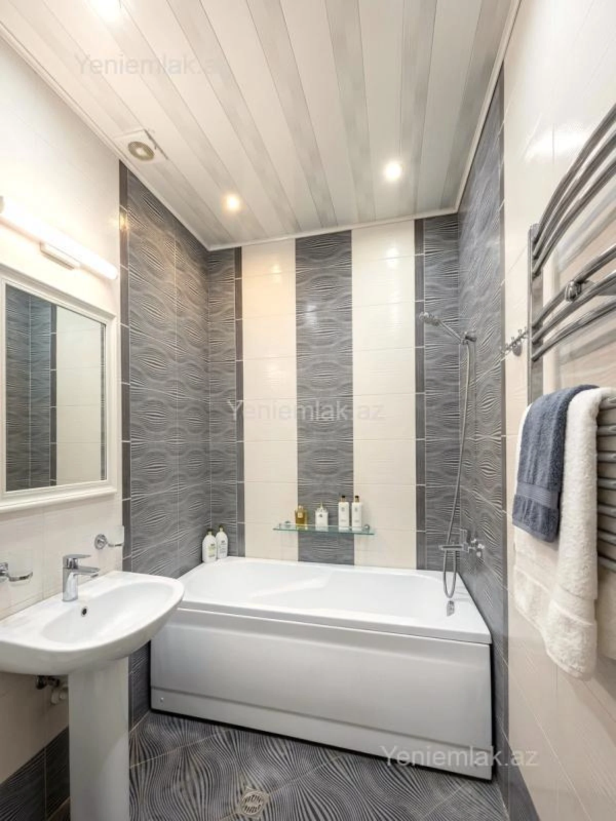 Satılır 2 otaqlı yeni tikili 95 m²