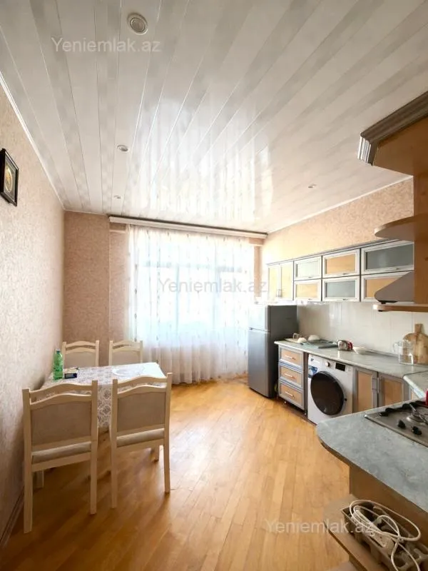 Satılır 2 otaqlı yeni tikili 95 m²