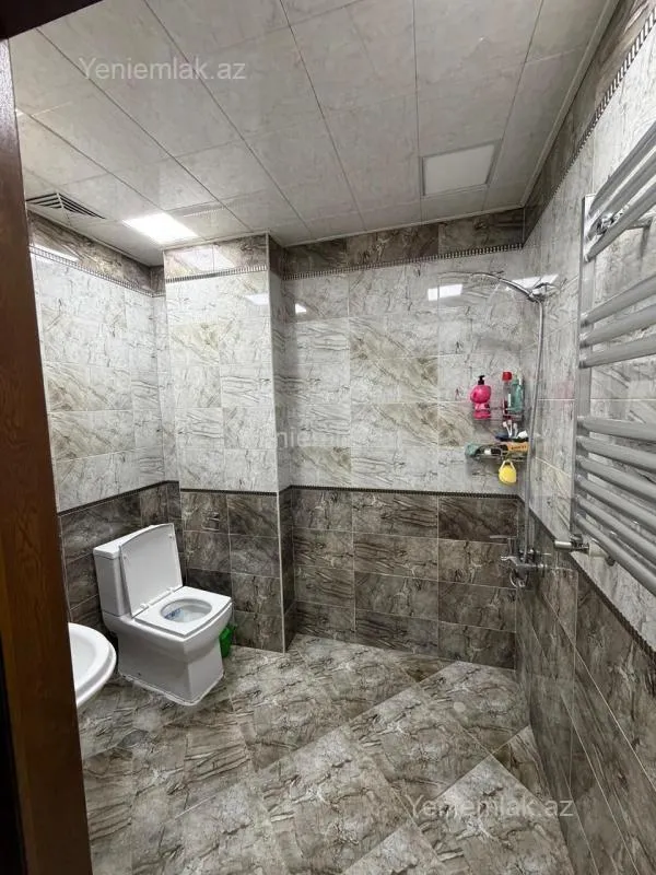 Satılır 2 otaqlı yeni tikili 67 m²