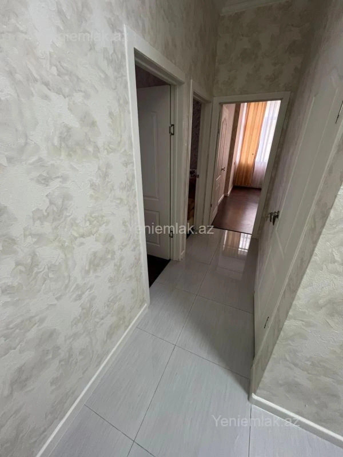 Satılır 3 otaqlı yeni tikili 64 m²