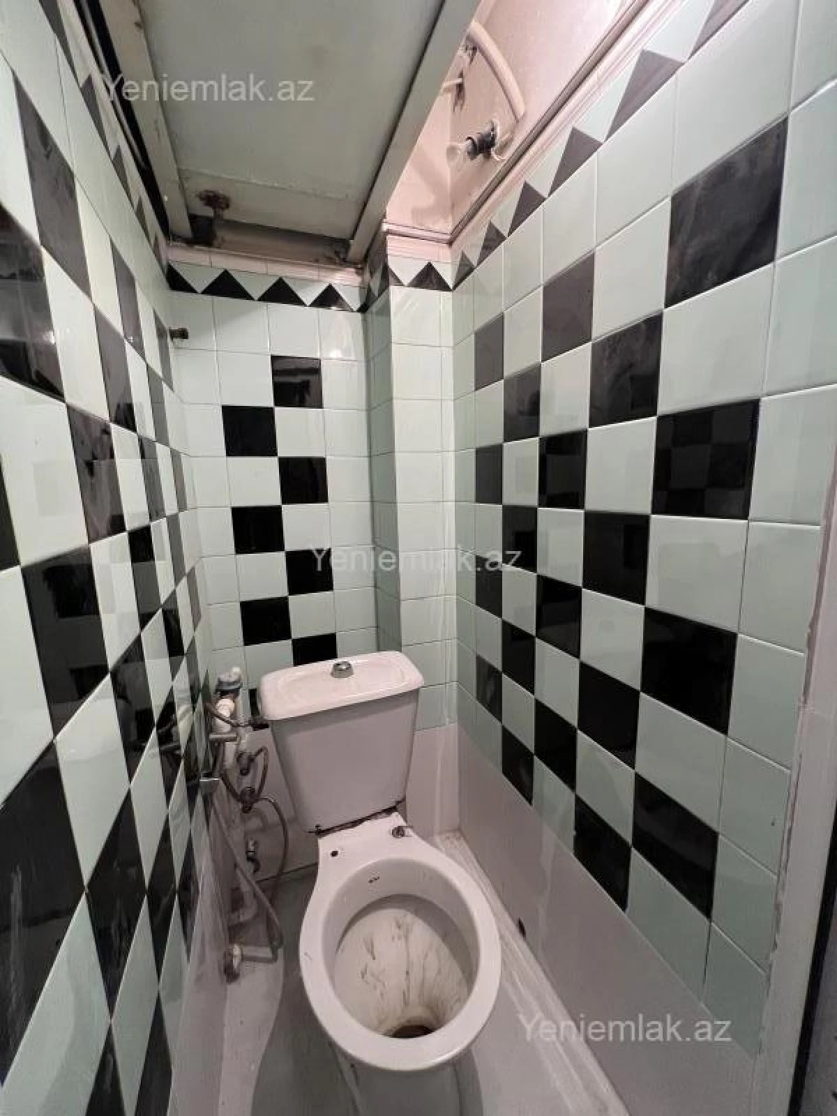 Satılır 3 otaqlı köhnə tikili 80 m²