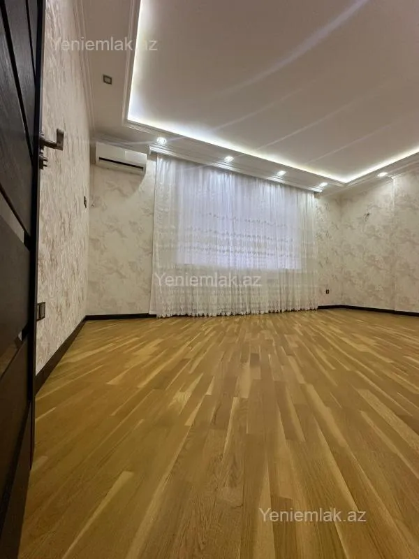 Satılır 3 otaqlı yeni tikili 122 m²