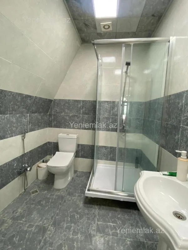 Satılır 4 otaqlı yeni tikili 143 m²