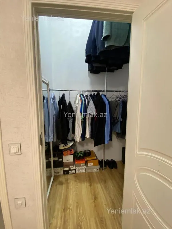 Satılır 4 otaqlı yeni tikili 143 m²