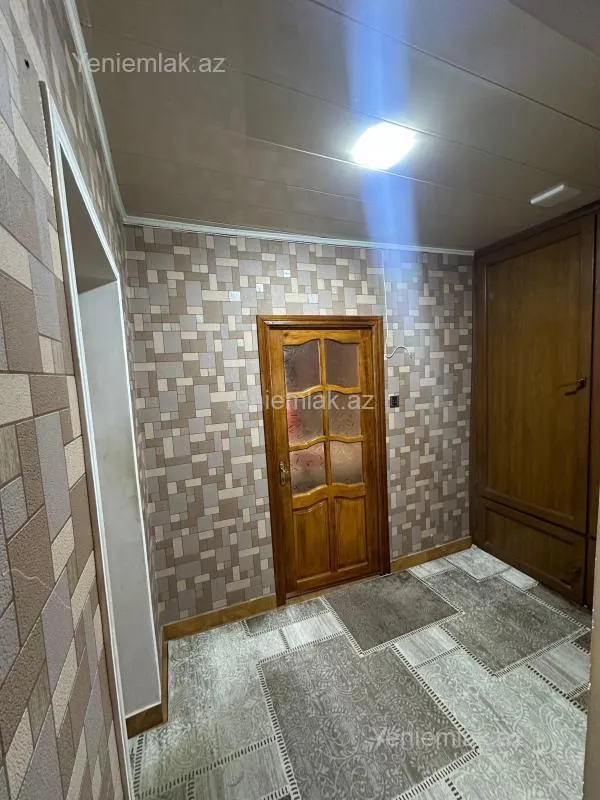 Satılır 2 otaqlı köhnə tikili 54 m²