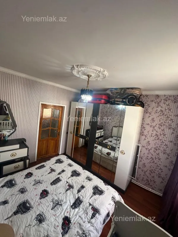 Satılır 2 otaqlı köhnə tikili 54 m²