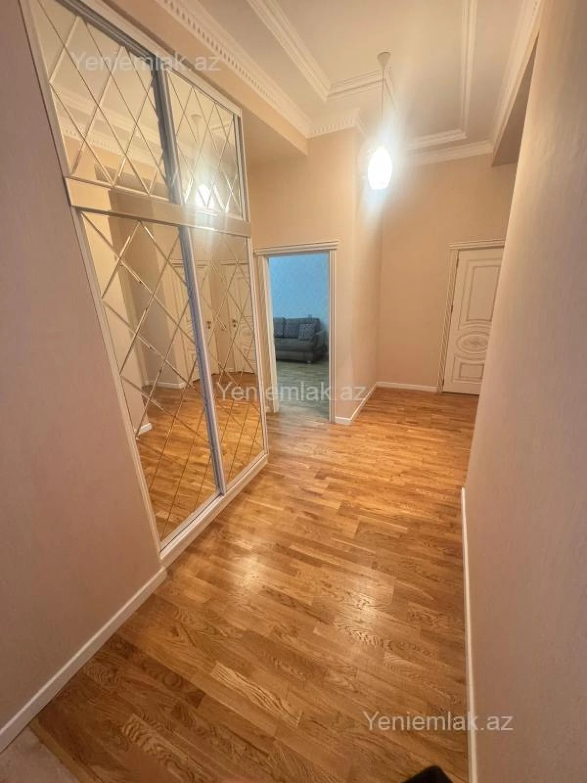 Satılır 3 otaqlı yeni tikili 98 m²