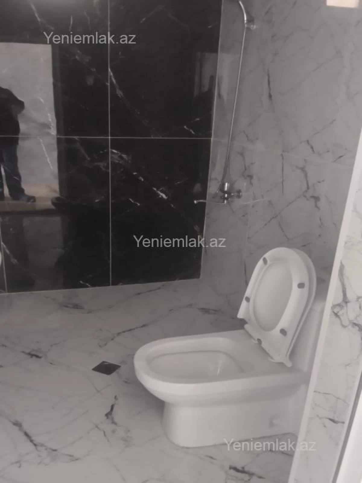 Satılır 2 otaqlı həyət evi 48 m²