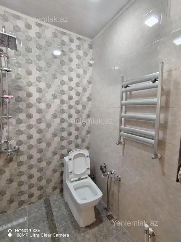 Satılır 2 otaqlı yeni tikili 78 m²