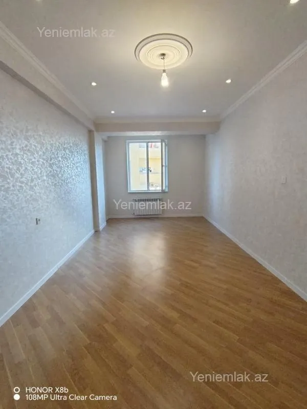 Satılır 2 otaqlı yeni tikili 78 m²