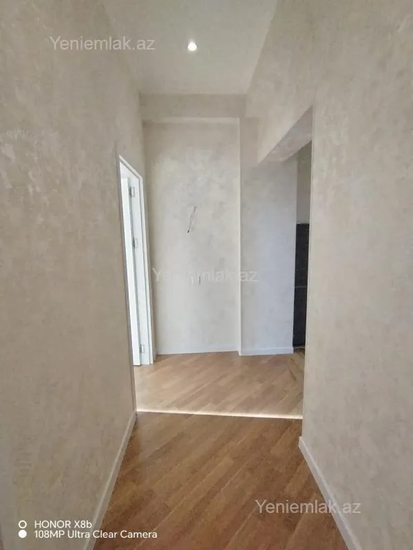 Satılır 2 otaqlı yeni tikili 78 m²