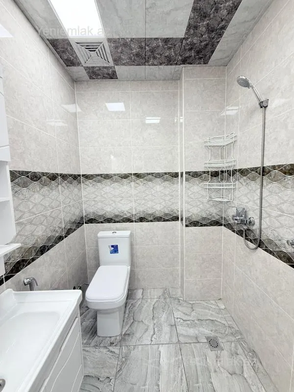 Satılır 2 otaqlı yeni tikili 49 m²