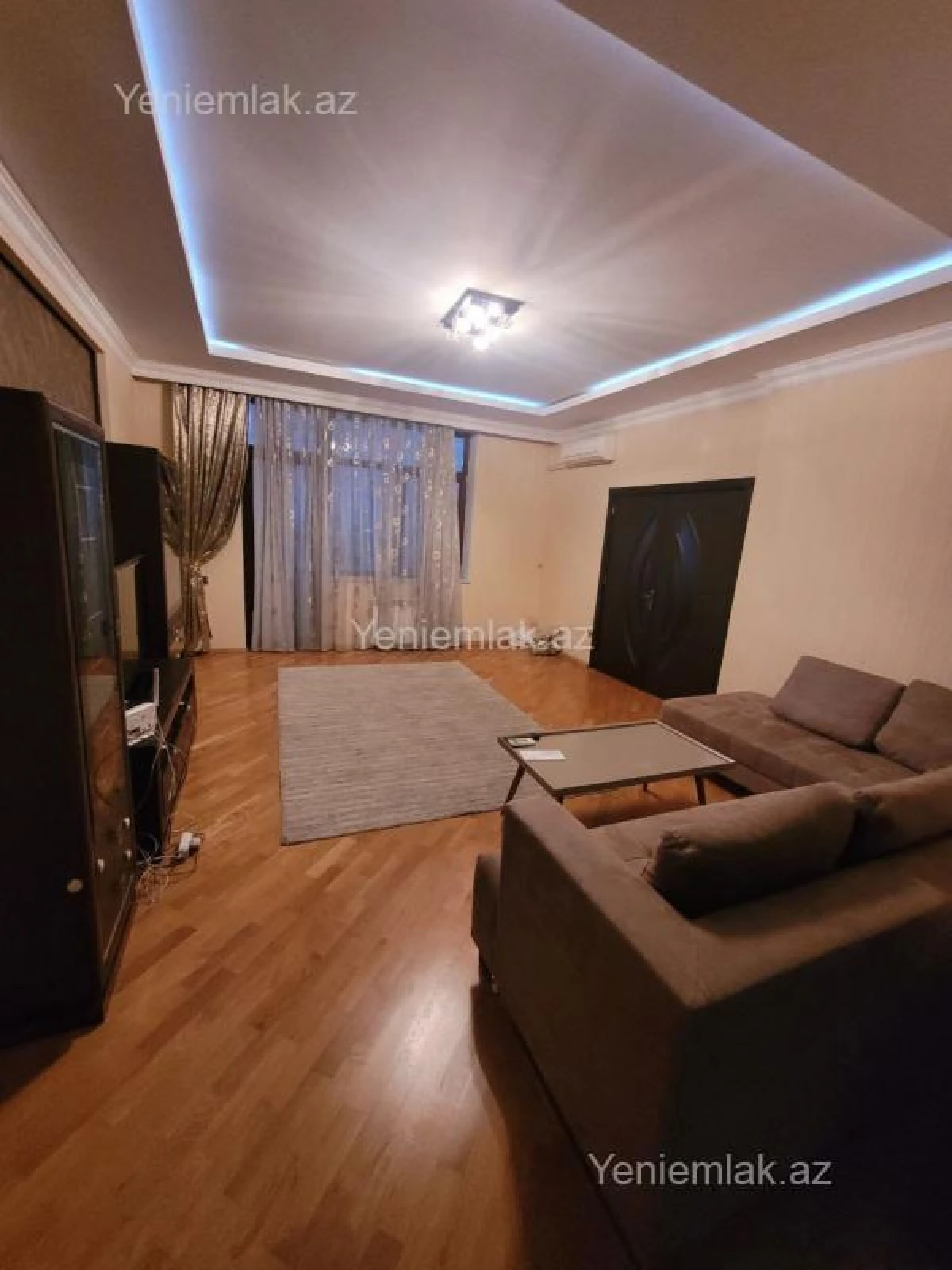 Satılır 3 otaqlı yeni tikili 153 m²
